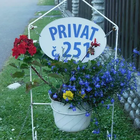 Διαμέρισμα Pod Dubom *